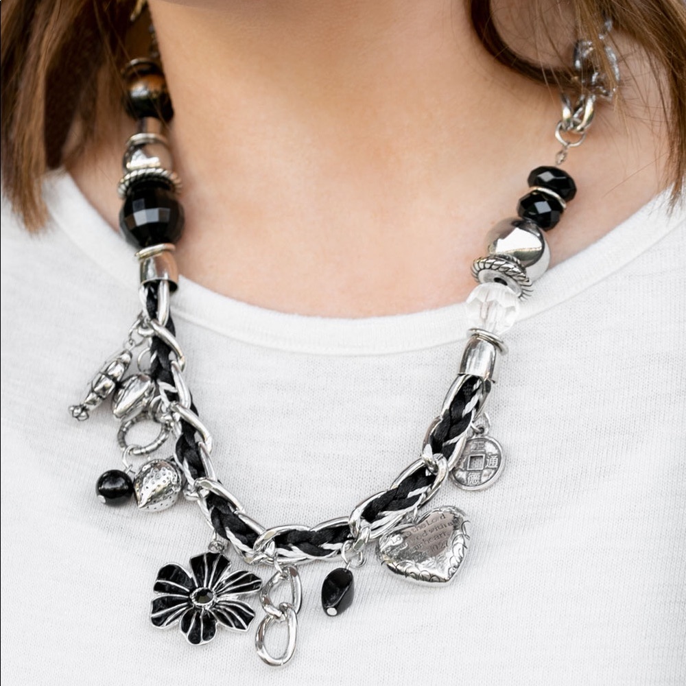 Jewelry - Picture 2 of 3